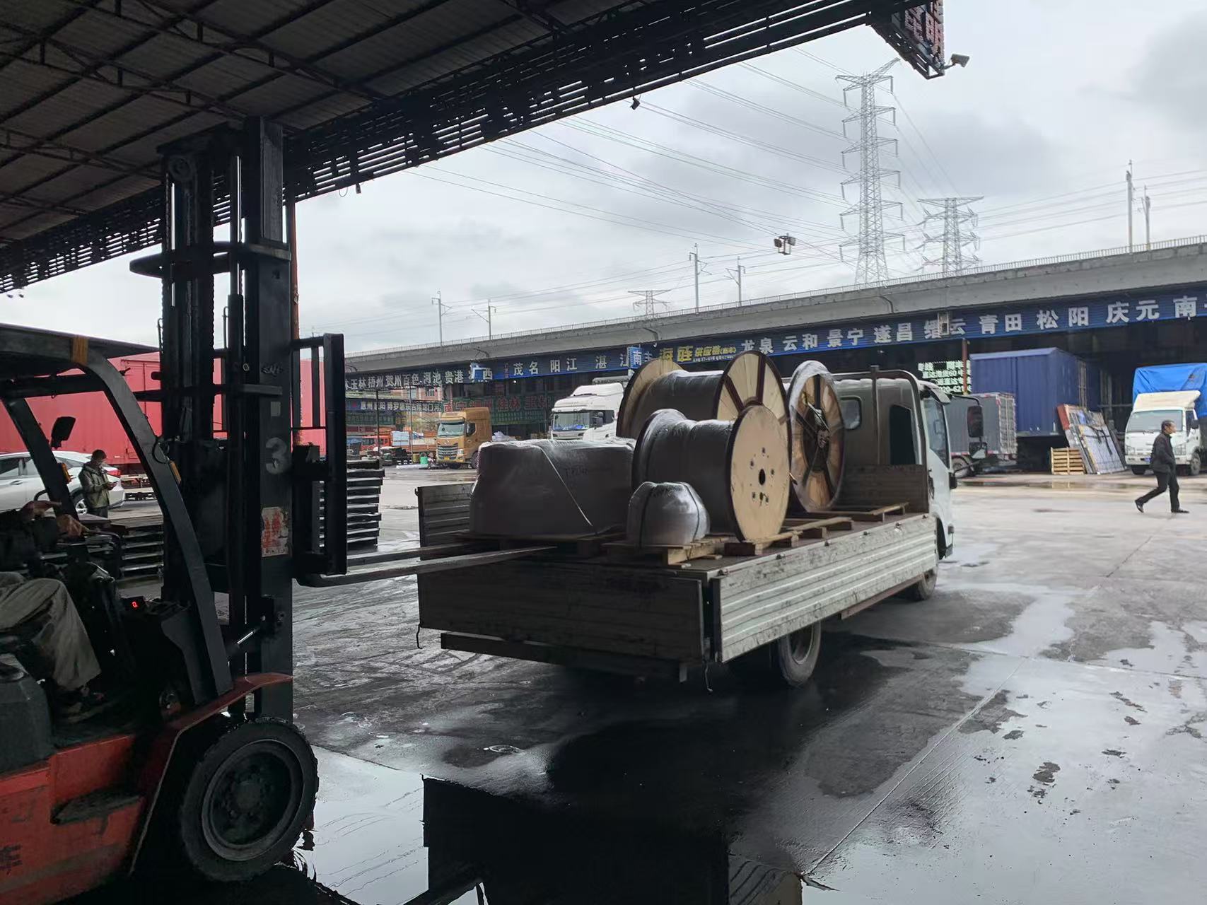 “缆”遍全球，草莓APP在线观看电缆产品出口阿拉伯！